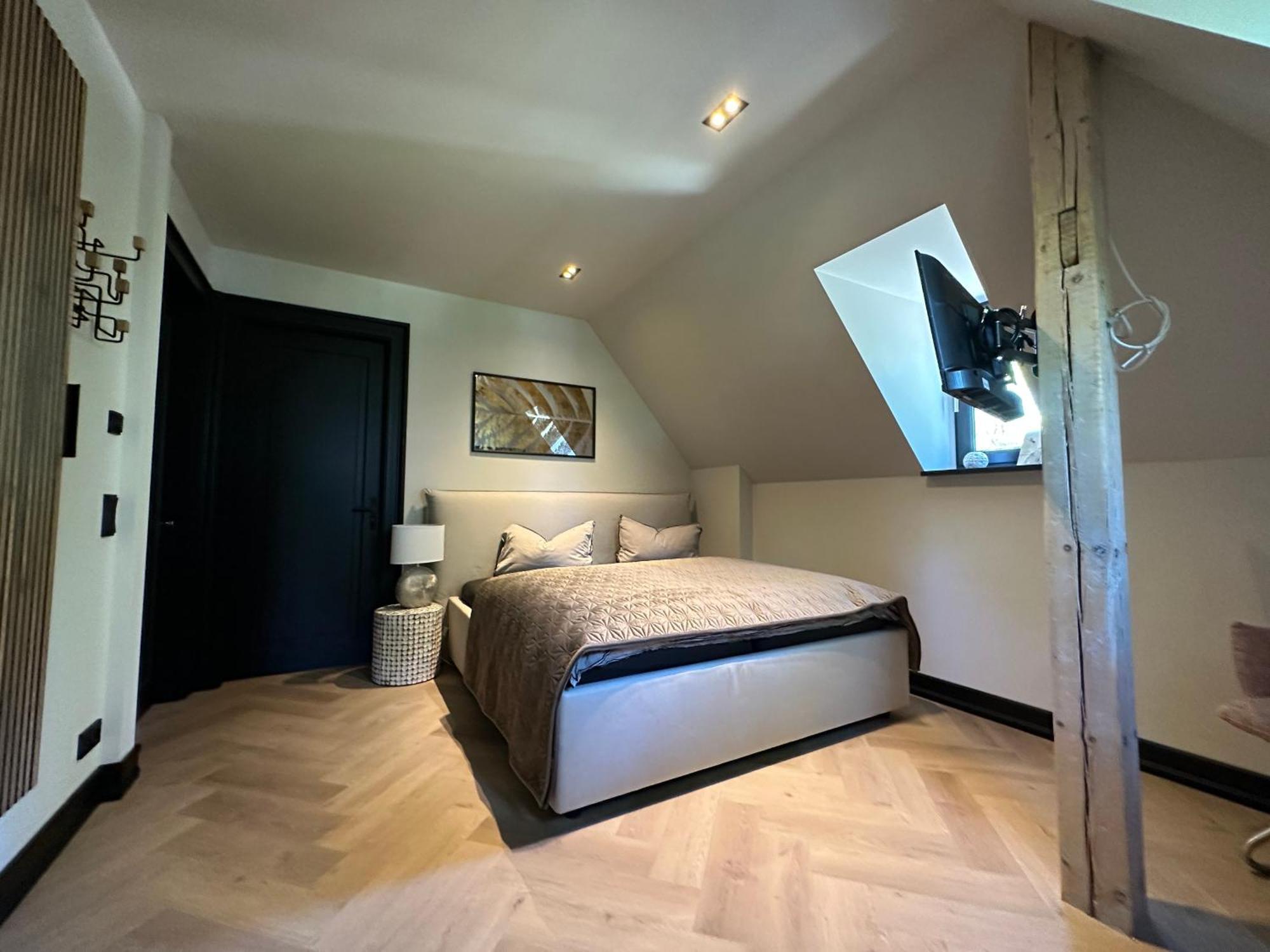 * Stadtvilla Plauen * * Aussergewoehnlich * 2 Zimmerwohnung * Zentrumsnah Ngoại thất bức ảnh